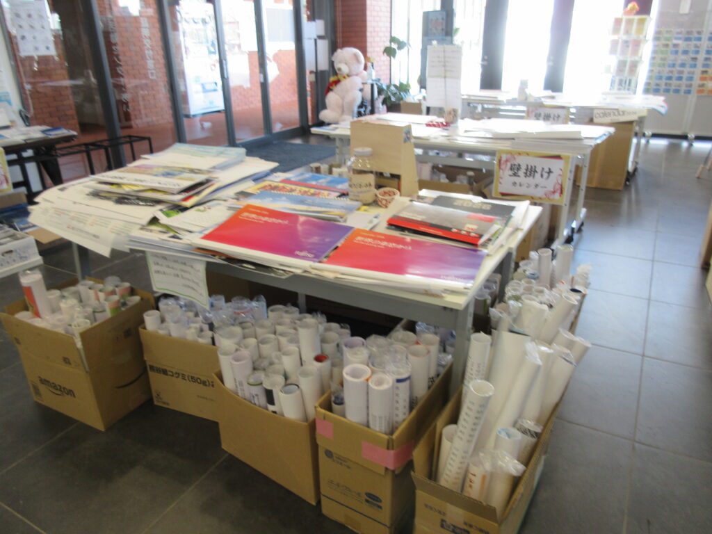 江別市大麻銀座商店街で発生した火災と復興支援カレンダー市の様子