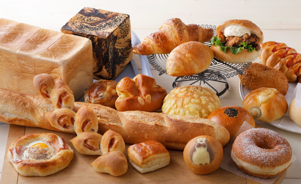 ペンギンベーカリー江別野幌店 外観 北海道産小麦の焼きたてパン屋