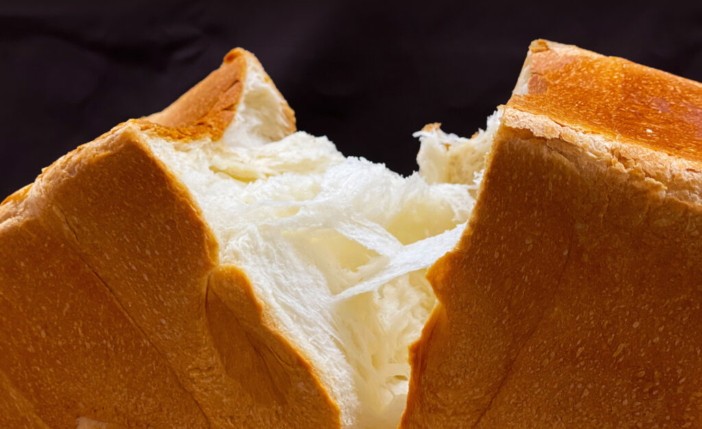 ペンギンベーカリー江別野幌店 外観 北海道産小麦の焼きたてパン屋