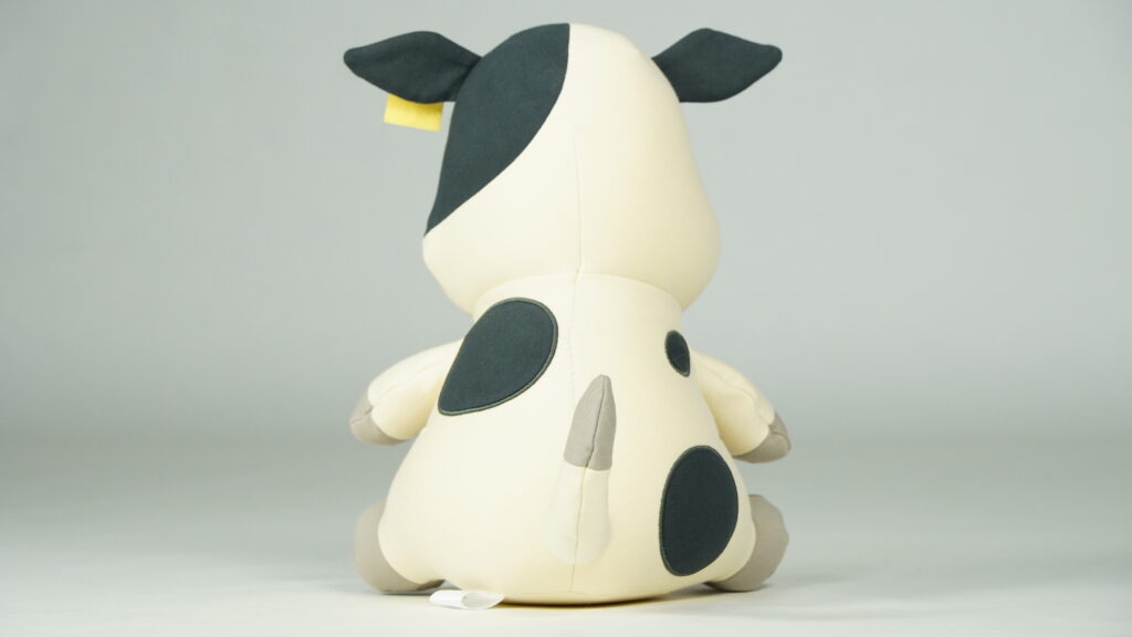 江別 酪農学園高校 Yogiboコラボ 乳牛ぬいぐるみ クララ